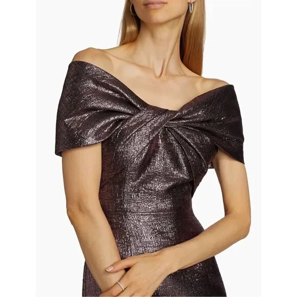 Teri Jon by Rickie Freeman Off-The-Shoulder Metallic Gown Size 6 $580 - Picture 5 of 12